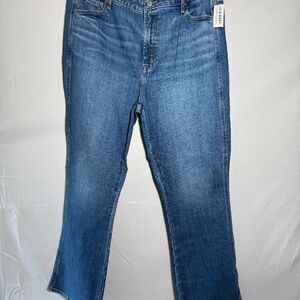 Old Navy High-Rise Distressed Jeans – Size 14 (NWT)